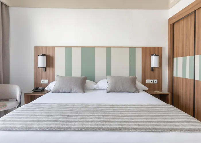 Riu Paraiso Lanzarote 호텔