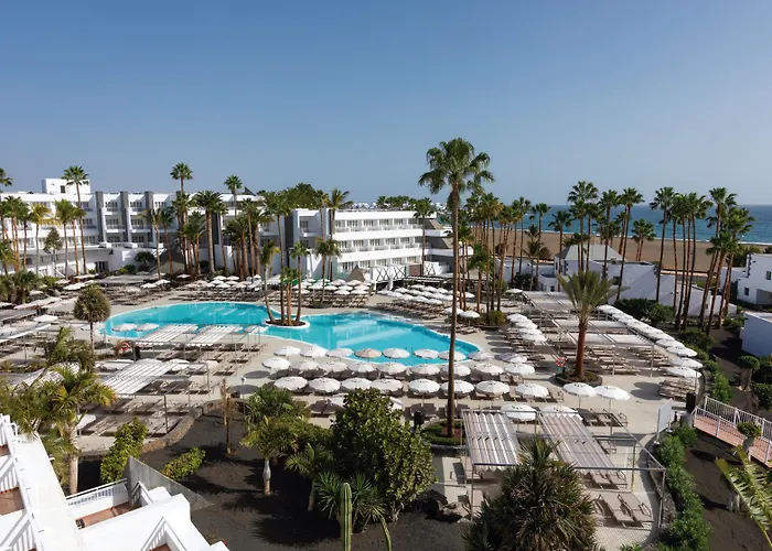 호텔 Riu Paraiso Lanzarote 4*