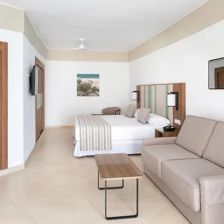 Riu Paraiso Lanzarote מלון 4*