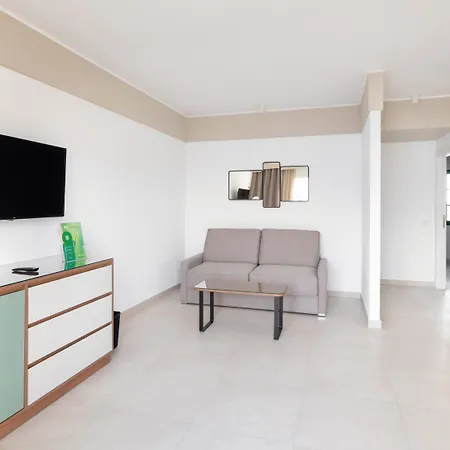 Riu Paraiso Lanzarote מלון 4*