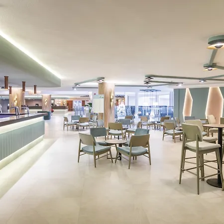 Riu Paraiso Lanzarote プエルト・デル・カルメン