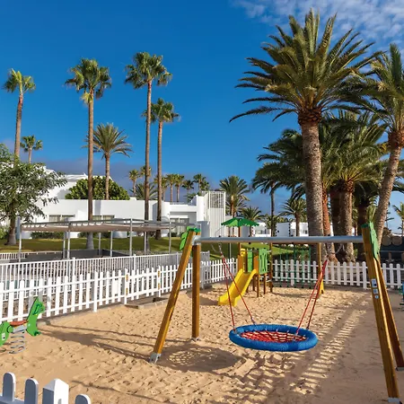 ホテル Riu Paraiso Lanzarote 4*