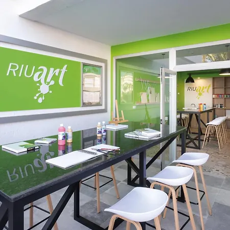 Riu Paraiso Lanzarote 4*