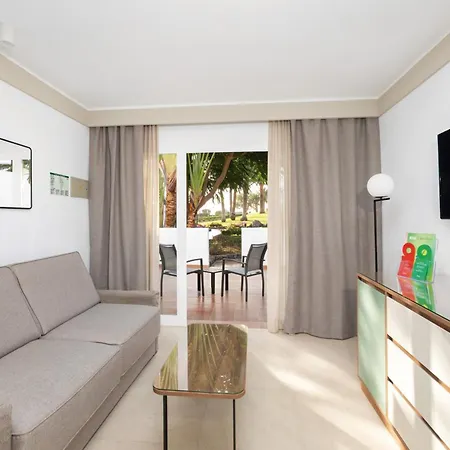 Hotel Riu Paraiso Lanzarote 4*