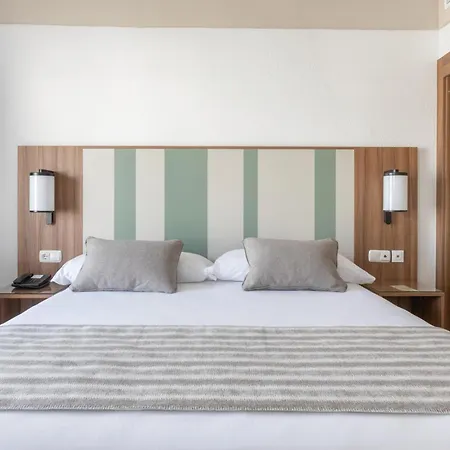 Riu Paraiso Lanzarote Hotel 4*